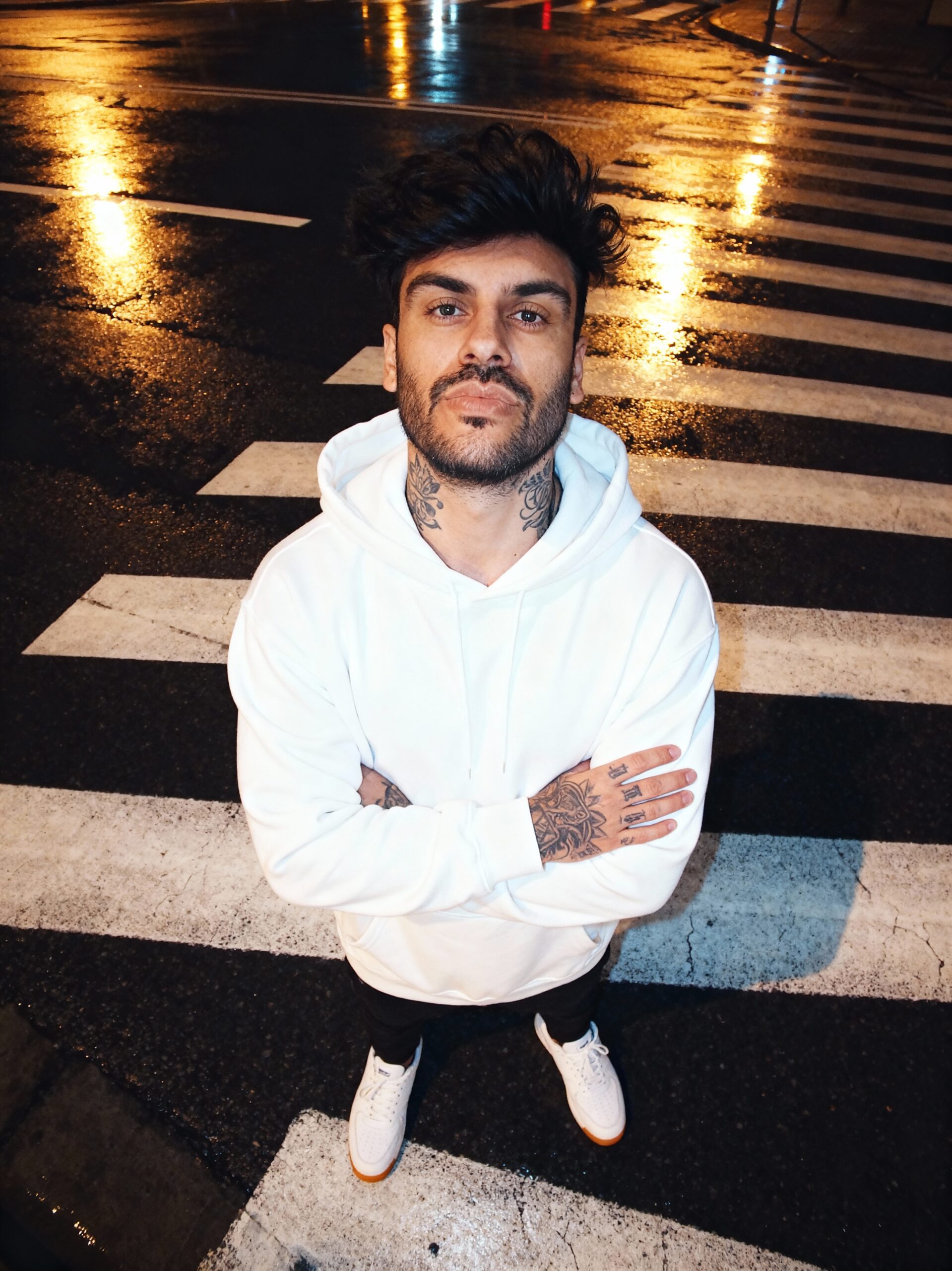 Clique para copiar o prompt Concrete Pulse